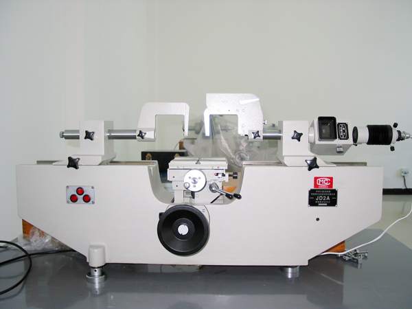 萬能(neng)測長儀-鷹(ying)牌軸承