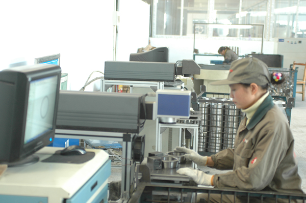 激光(guang)打标機-鷹(ying)牌軸承