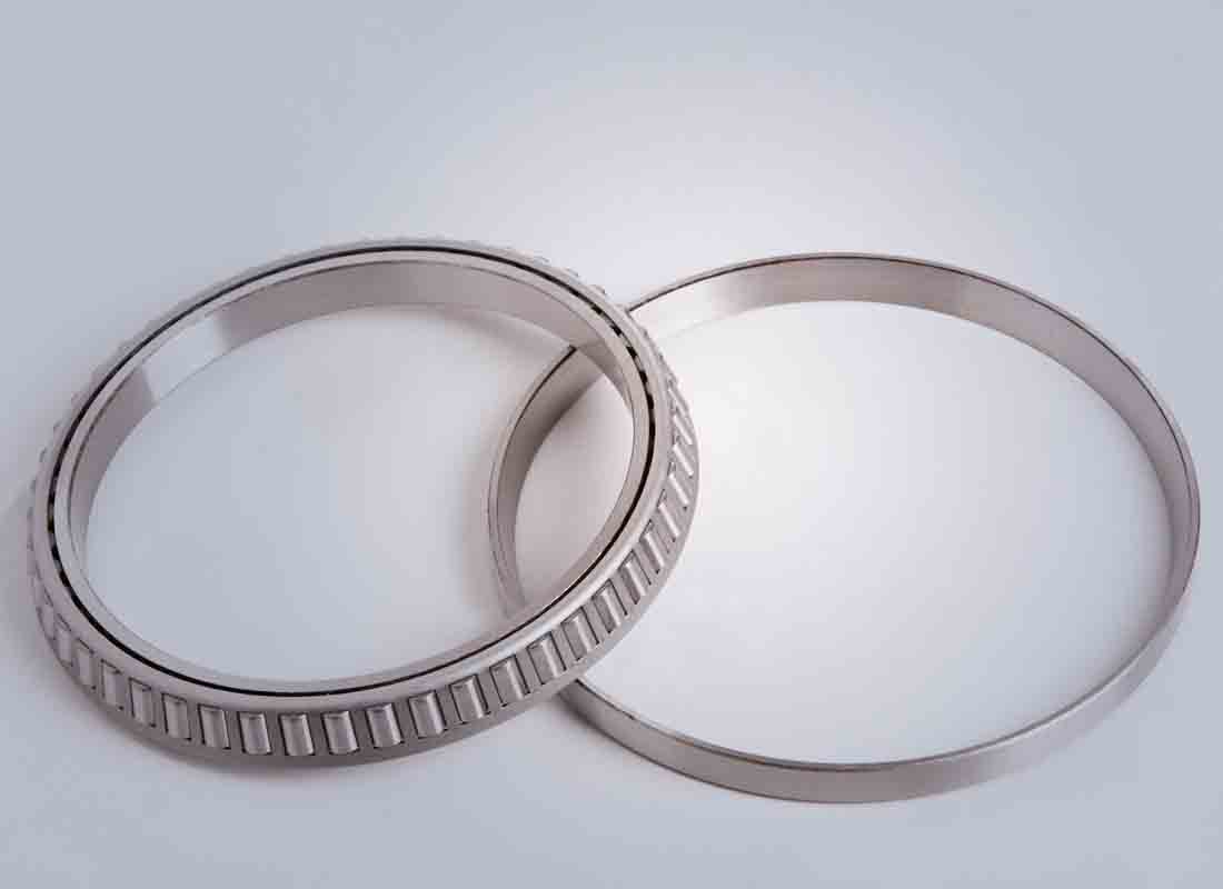 英制圓錐(zhui)滾子軸承-YP-3010-110×190×49-鷹牌(pai)軸承